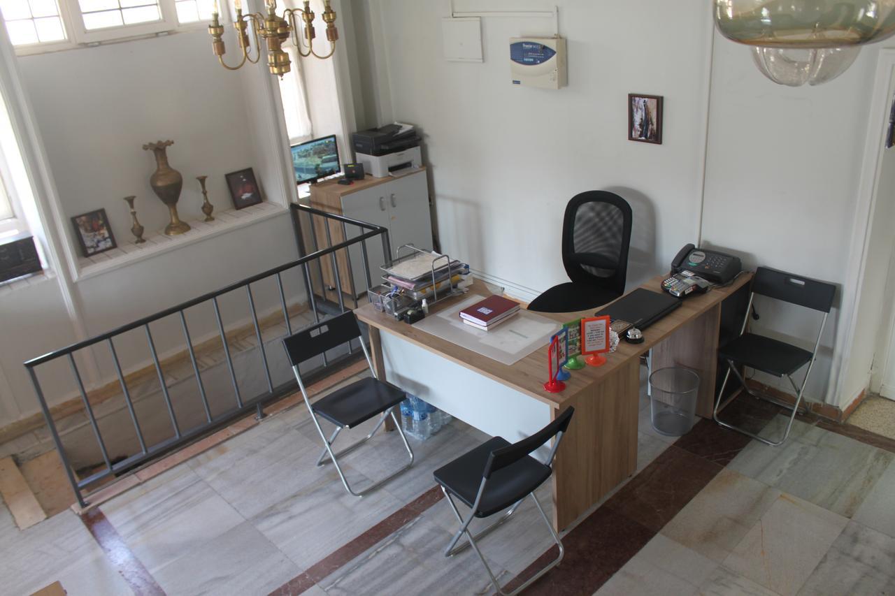 Cairwan Hotel Karak Kültér fotó