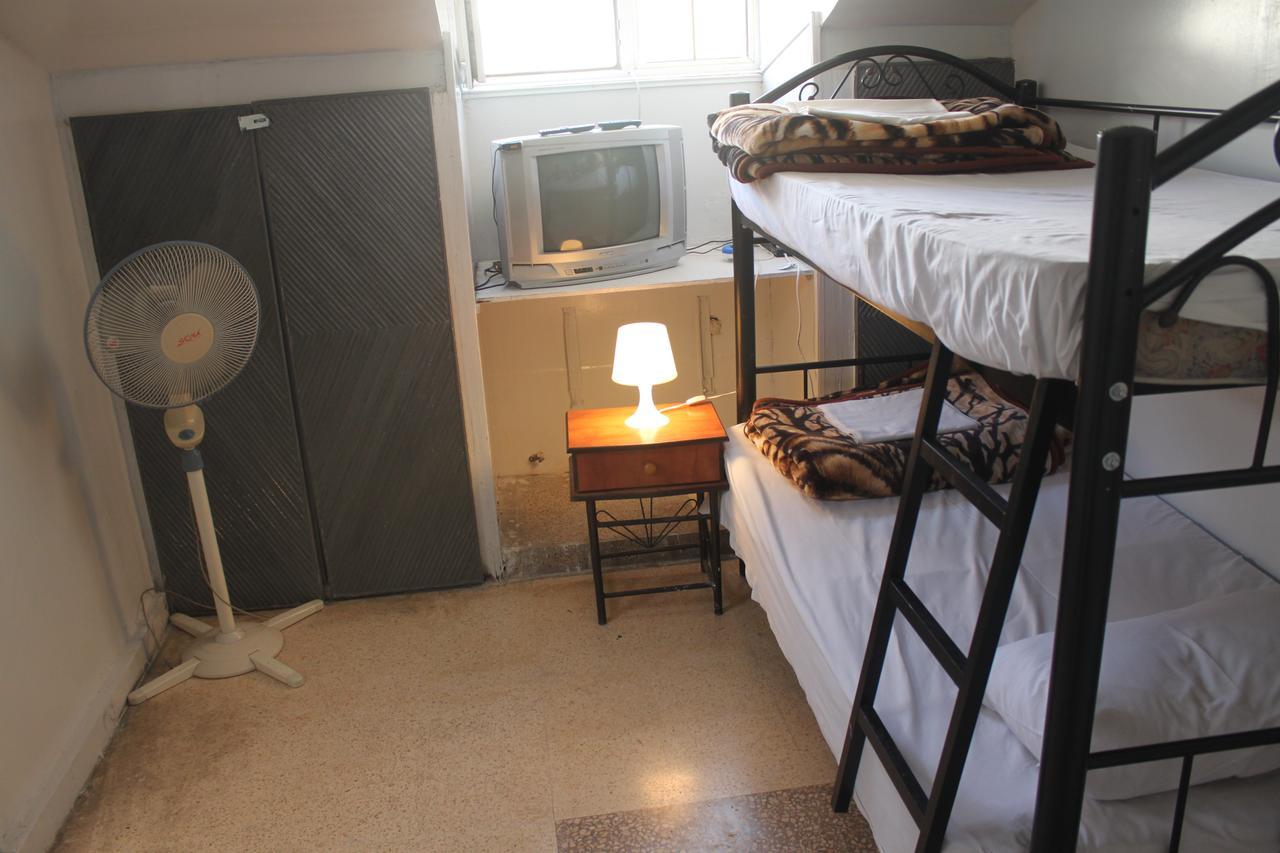 Cairwan Hotel Karak Kültér fotó